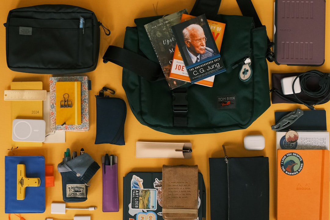 Budget-Friendly Travel Accessories for Savvy Explorers Budget-Friendly Travel Accessories for Savvy Explorers
